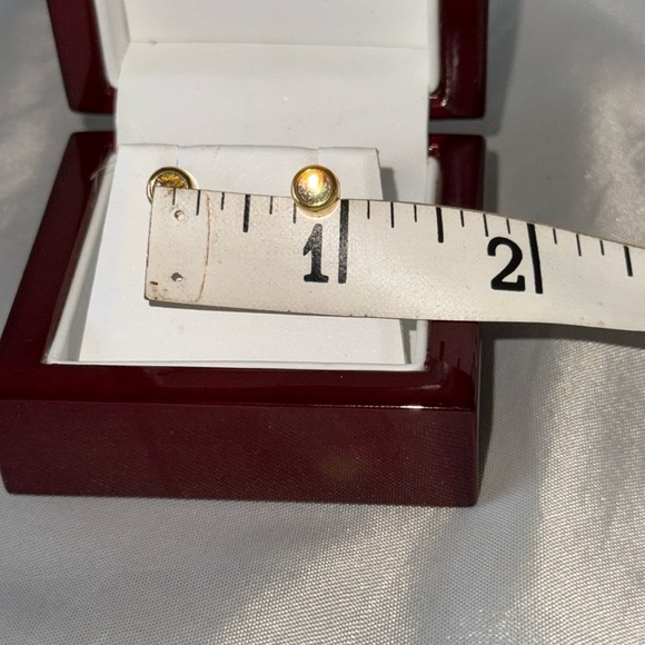 Elegant Bezel Setting CZ Gold Stud Earrings Tiny - Picture 3 of 8